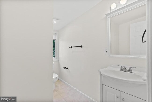Building Photo - 10807 Huntley Pl