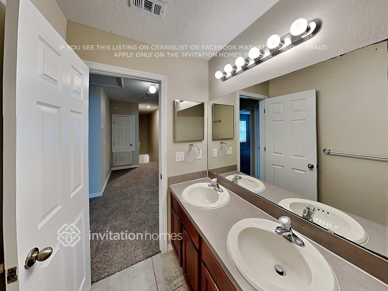 Building Photo - 2251 Martins Run