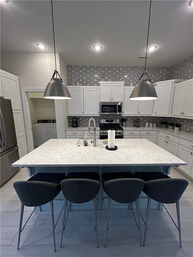 Building Photo - 606 Mill Pond Wy