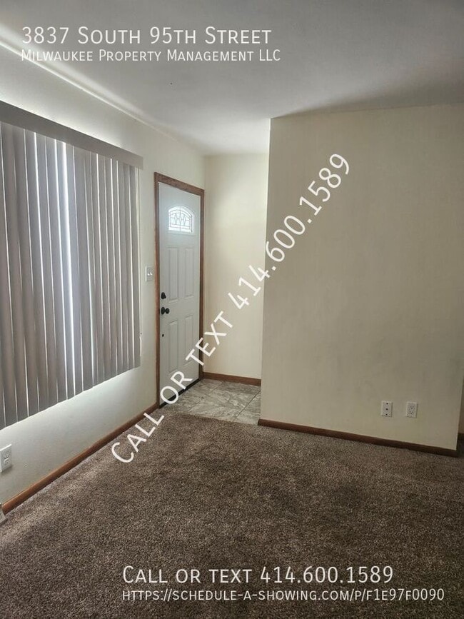 Building Photo - 3837 S 95th St