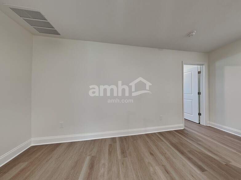 Building Photo - 1048 Grafton Ridge Dr