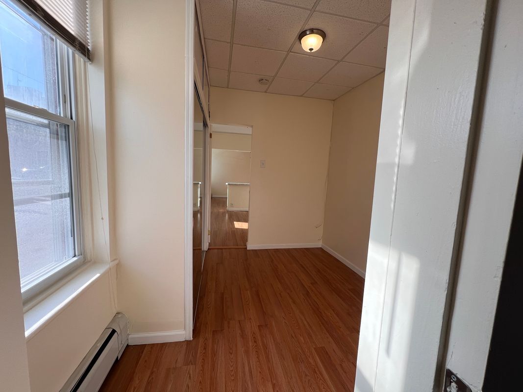 Building Photo - 1101 43rd St