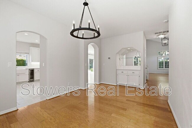Building Photo - 23 Westbourne Ct