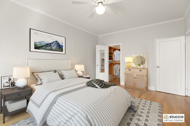 Building Photo - 10 W Elm St