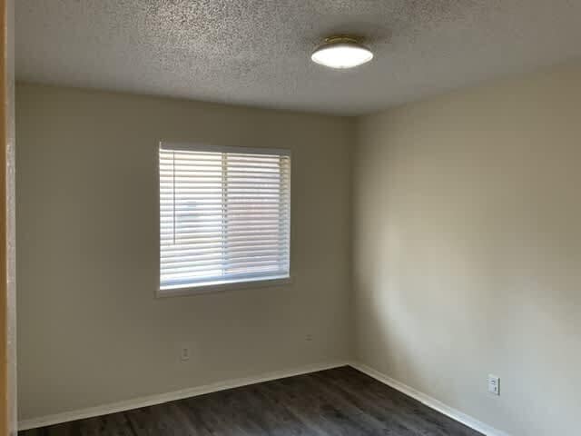 Building Photo - 2138 Wood River Rd