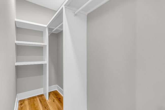 Building Photo - 2007 Arbutus Ave