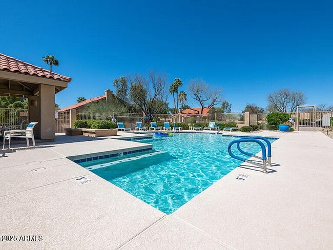 Building Photo - 9285 E Sutton Dr