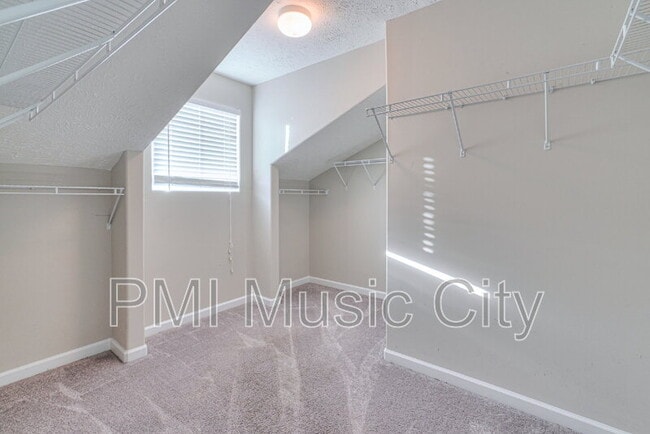 Building Photo - 4219 Golden Sun Ct