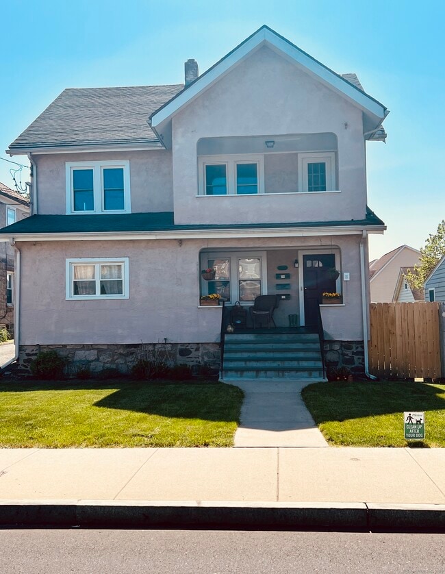 Primary Photo - 225 Hamilton Ave