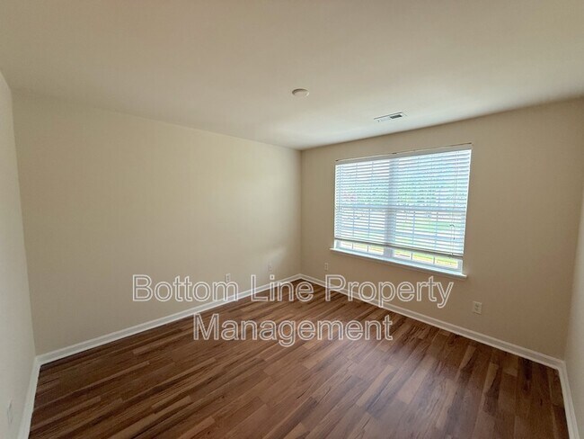 Building Photo - 1367 Killashee Ct