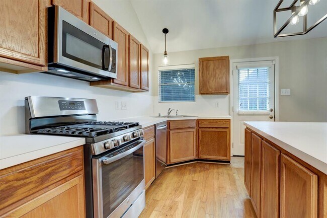 Building Photo - 5108 Cherrywood Ct