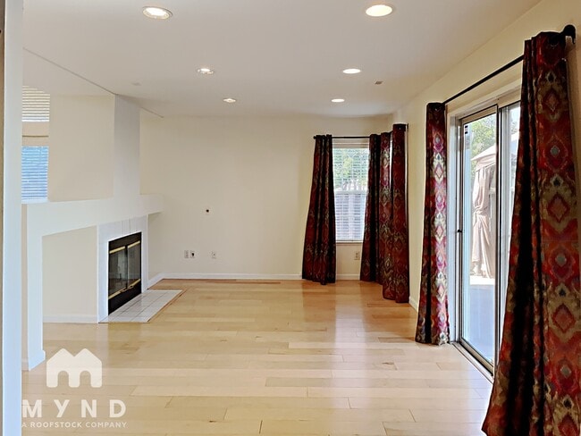 Building Photo - 5432 Crimson Cir