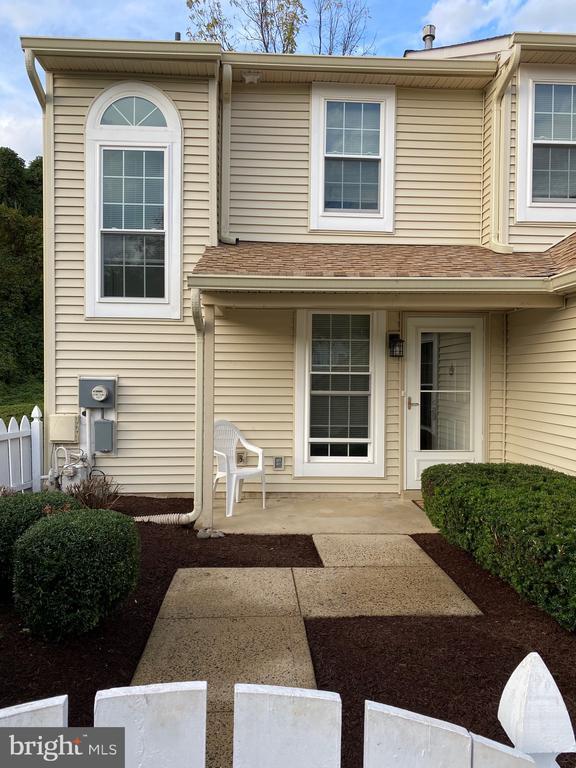 Primary Photo - 1811 Hennessy Dr