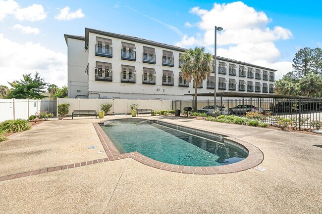 Building Photo - Perkins Palms Condominiums – 1 & 2 Bedroom Homes Available Now