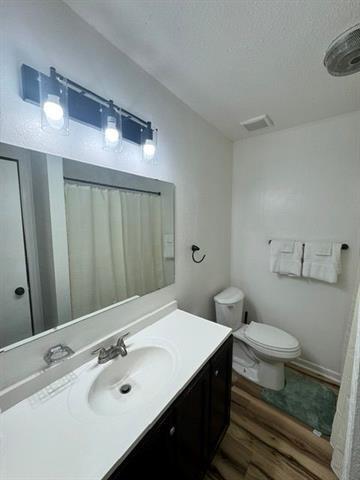 Building Photo - 935 Minter Ln