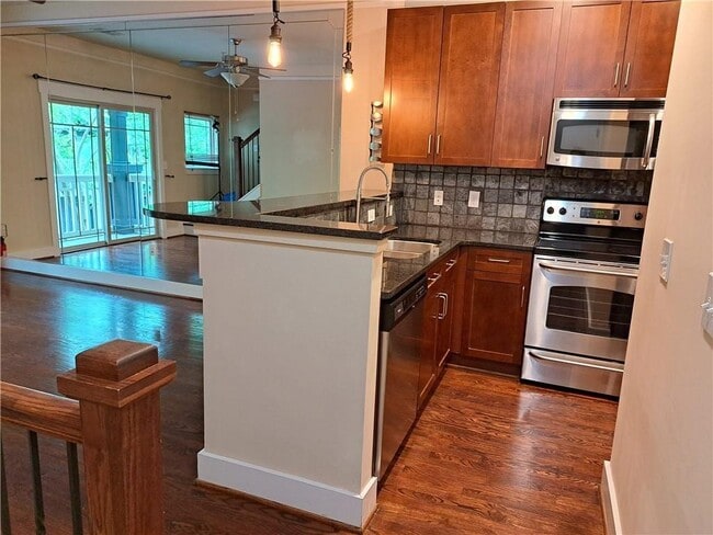 Building Photo - 221 Semel Cir NW