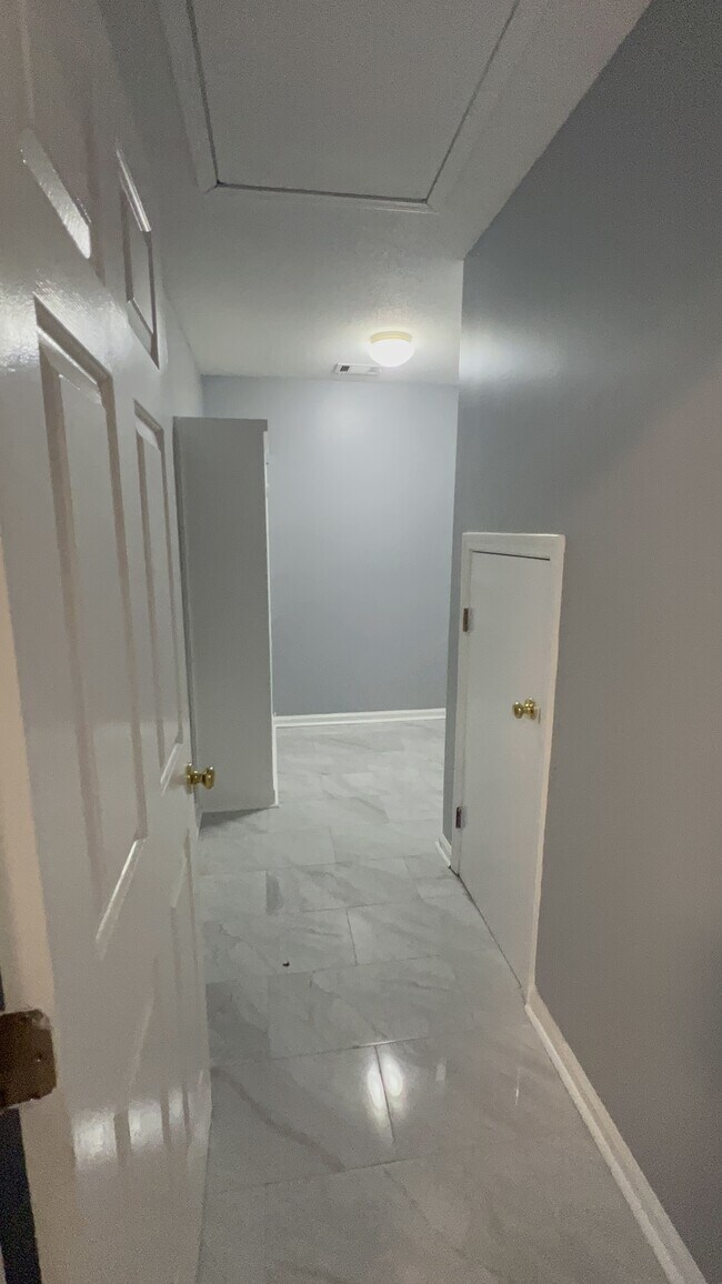 Building Photo - 9241 Speerberry Ln