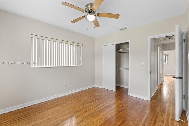 Building Photo - 1221 NW 34th Ave