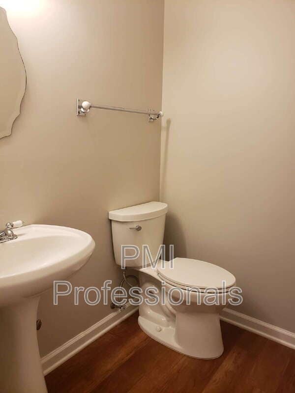 Building Photo - 1430 Timber Valley Dr