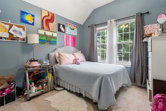 Building Photo - 25 Magnolia Ln