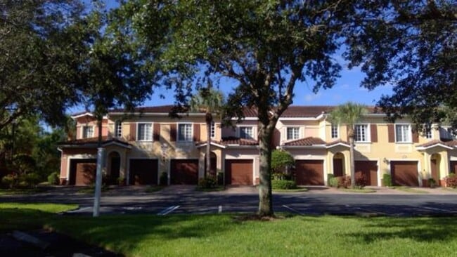 Primary Photo - Villagio Rental