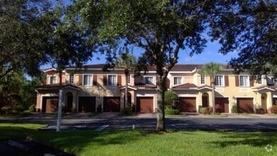 Building Photo - Villagio Rental