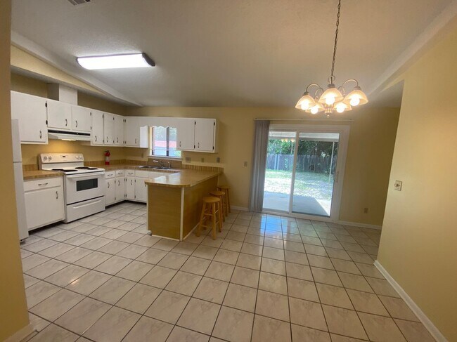 Building Photo - 3235 Auburn Pkwy