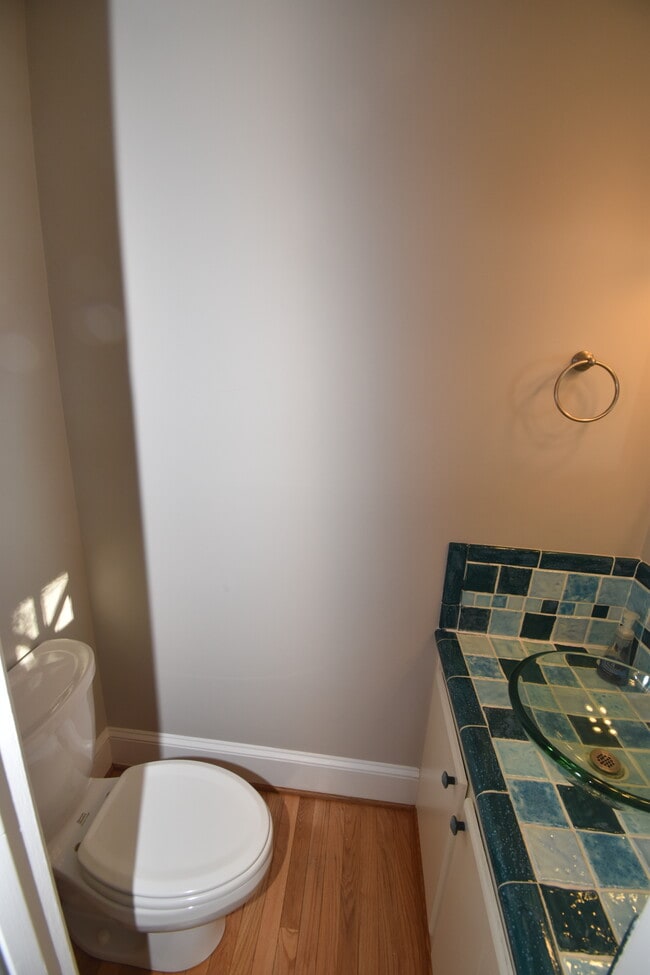 Building Photo - Bashford Lane Cluster