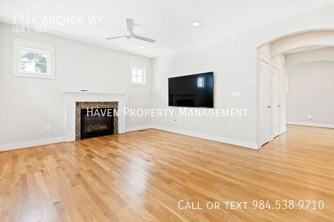 Building Photo - 1714 Anchor Wy