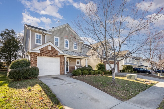 Building Photo - 13716 Riding Hill Ave