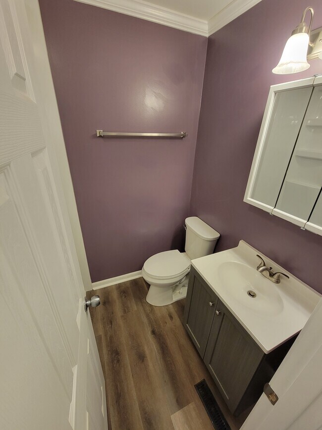 Building Photo - 5034 Ora St