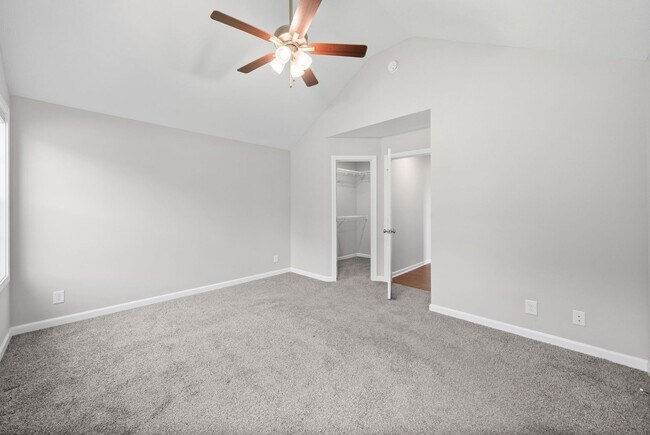 Building Photo - 1493 Fredrick Dr