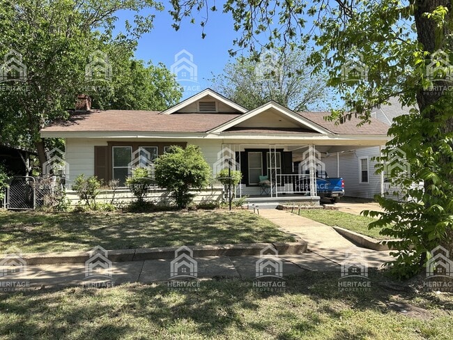 Primary Photo - 2912 Ave L