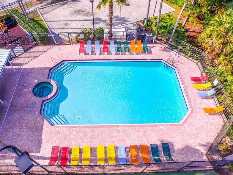 Building Photo - 569 Vallance Way NE