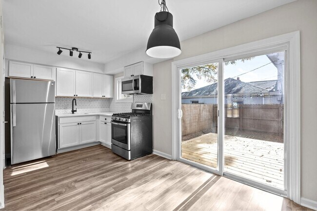 Building Photo - 1616 Boyer St