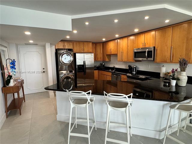 Building Photo - 1865 Brickell Ave