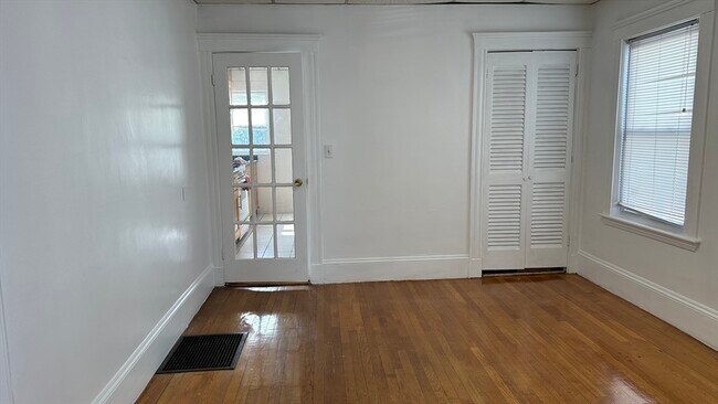 Building Photo - 51 Flynt St