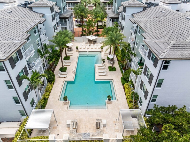 Building Photo - Allure at Abacoa