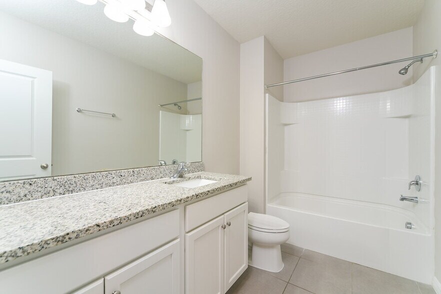 Building Photo - 1201 Croydon Cir