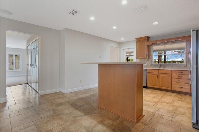 Building Photo - 8757 Harbor View Dr