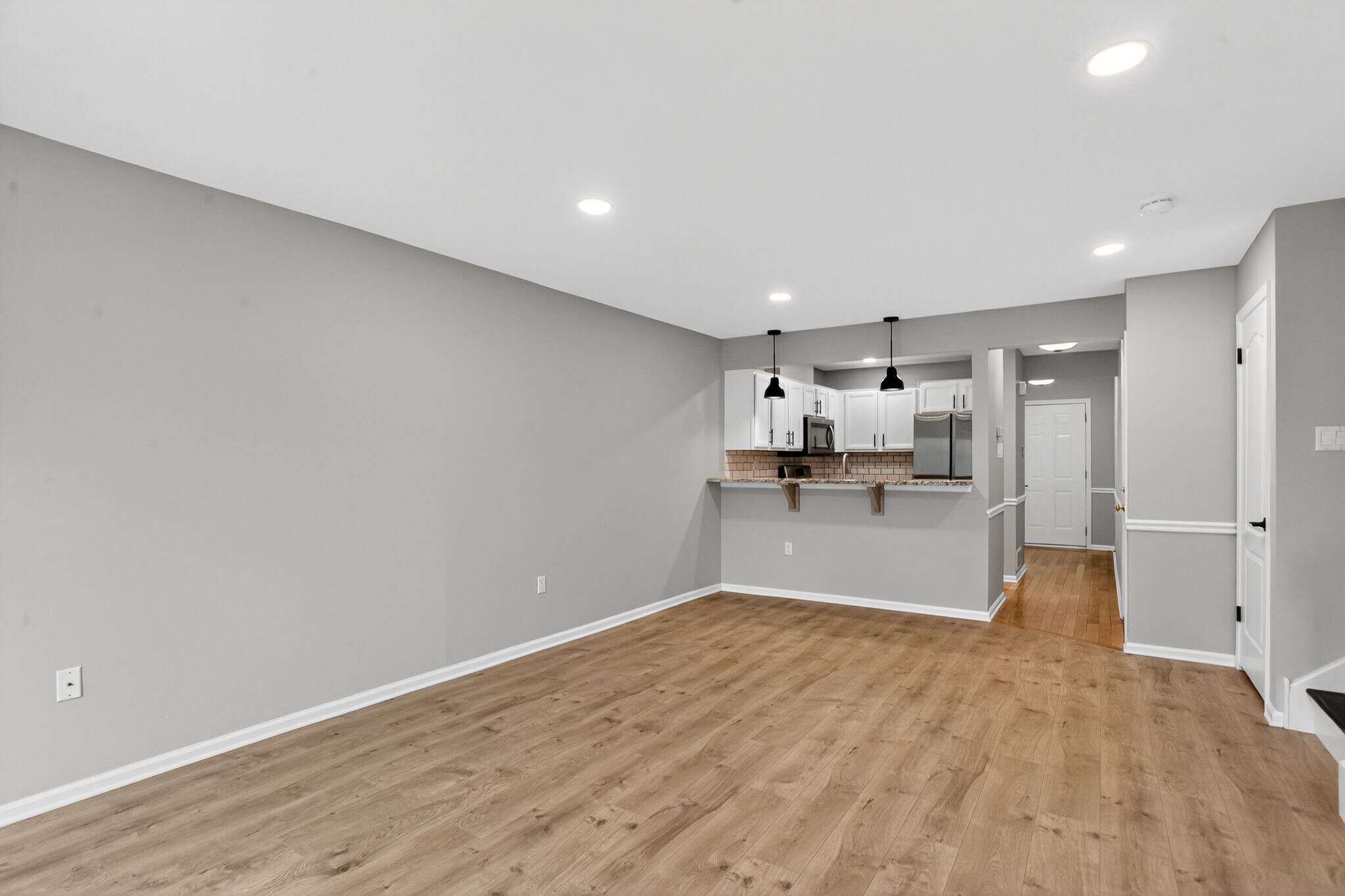 Building Photo - 2801 Harvard Ct