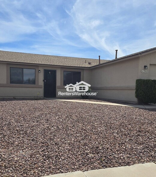 Building Photo - 1741 W Ransom Oaks Dr