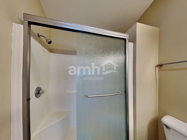 Building Photo - 5745 Turnbull Ct