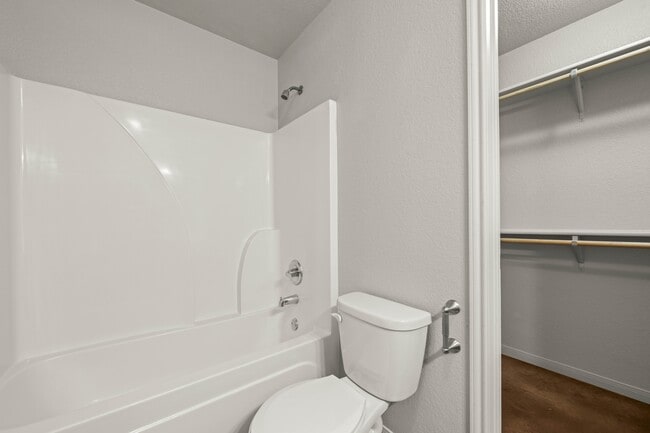 Building Photo - 1521 Aztec Trce