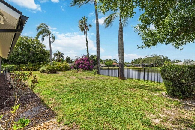 Building Photo - 8021 Timber Lake Ln
