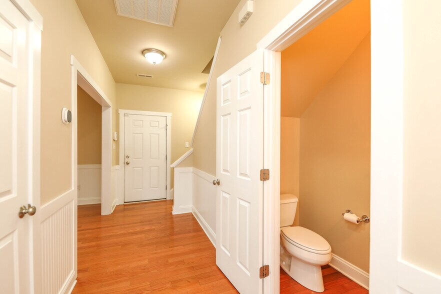 Building Photo - 328 Marquette Ct