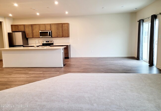 Building Photo - 1003 Dry Run Ct