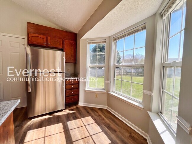 Building Photo - 4588 Lands End Ct SW