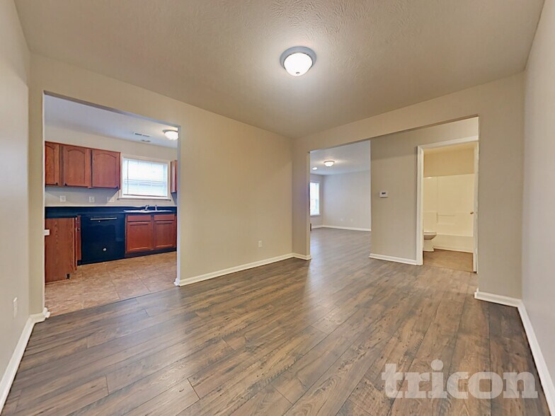 Building Photo - 5378 Dollar Run Dr