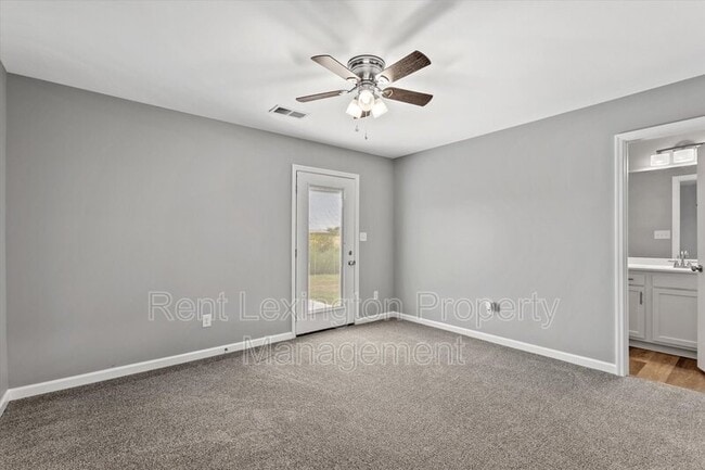 Building Photo - 2015 Dolly Dr